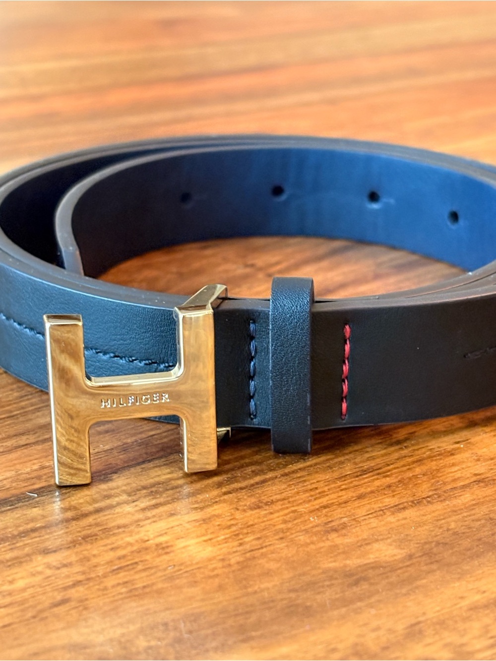 TOMMY HILLFIGER BLACK / SILVER BUCKLE